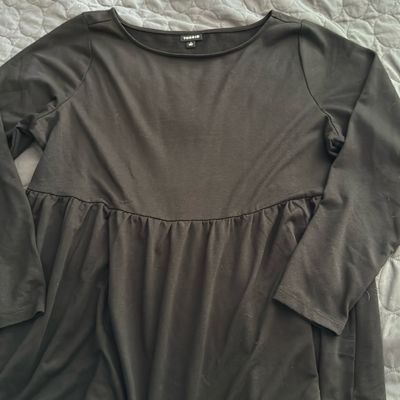 Women’s top - Picture 1 of 3